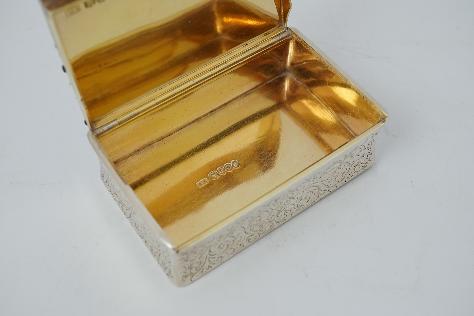 A good early Victorian silver snuff box, by Edward Edwards II